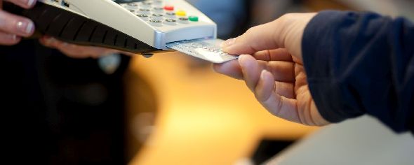 Automatische Bearbeitung von Kreditkarten-Streitfällen