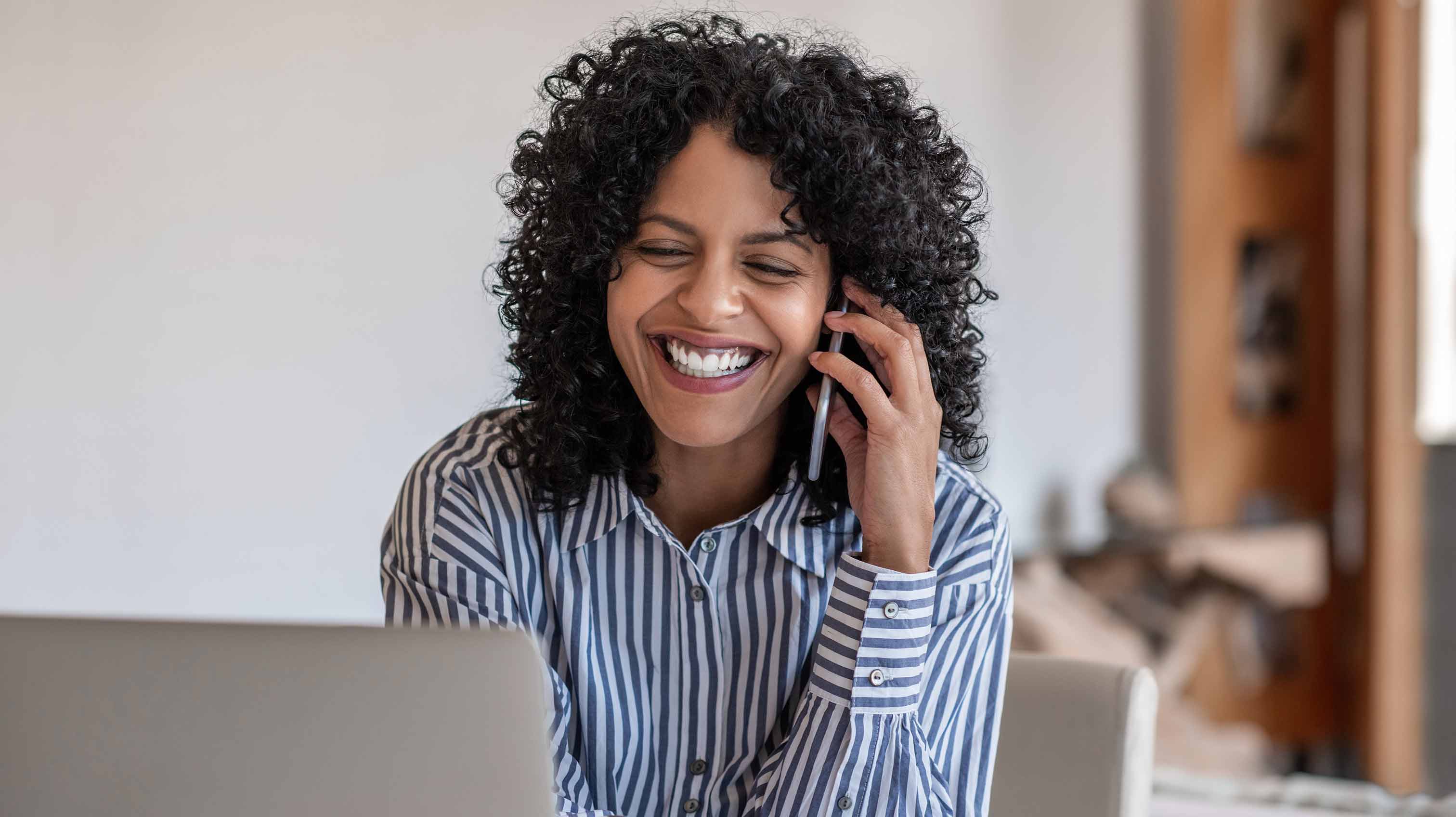 Kontakt: HR-Richtlinien managen, Compliancerisiken vorbeugen