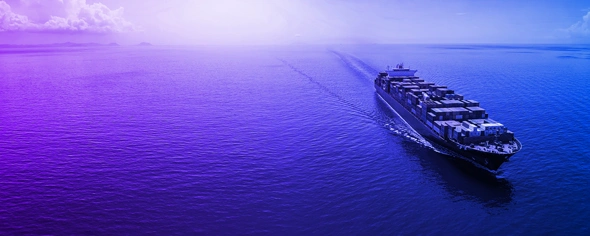 Containerschiff auf See